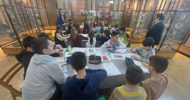 Stire din Cultură-Educație : Elevii constănțeni au celebrat 144 de ani de la revenirea Dobrogei în hotarele României