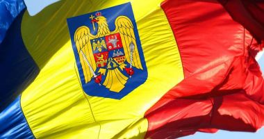Stire din Cultură-Educație : Ziua Imnului Național sărbătorită la Centrul ”Jean Constantin”