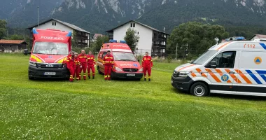 Tragedie în Bușteni. Unul dintre cei patru alpiniști căzuți în gol a murit