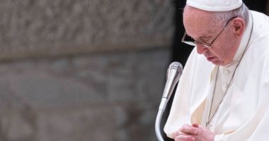 Stire din Actualitate : Papa Francisc a cerut încetarea violențelor în Sudan
