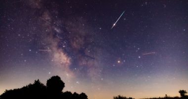 Stire din Actualitate : Spectacol pe cer. Ploaie de stele căzătoare, vizibilă și în România