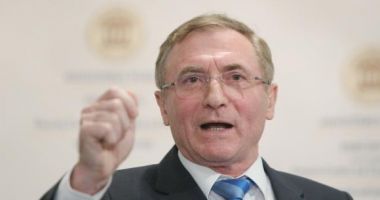 Stire din Eveniment : Reacția procurorului general Lazăr, după anunțul lui Toader privind revocarea: Demers strict politic