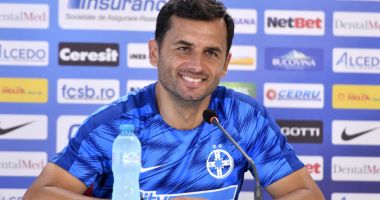Stire din Sport : Nicolae Dică este aproape convins să semneze cu FCSB. Fostul fotbalist din Ghencea are parte de susţinerea suporterilor