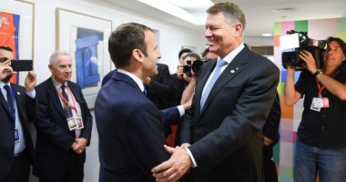 Stire din Politică-Administrație : E oficial. Emmanuel Macron vine în România