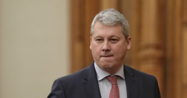 Stire din Actualitate : Cătălin Predoiu: "Salut decizia ambasadorilor din COREPER privind extinderea Schengen terestru cu România şi Bulgaria"