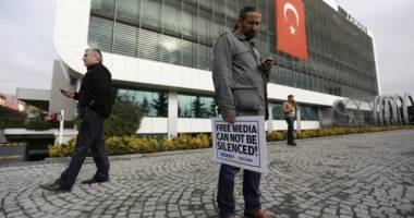 Stire din Actualitate : Cotidianul turc Zaman și-a schimbat complet linia editorială