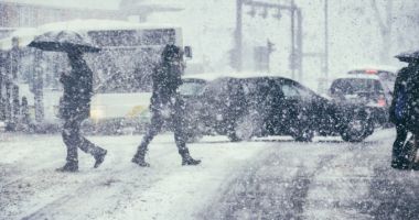 Stire din Social : Informare meteo de ninsori, lapoviță și ploaie