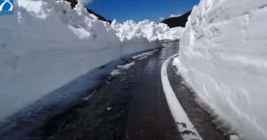 Stire din Actualitate : România ar putea rămâne sub nămeți. Sindicatele de la drumuri și autostrăzi cer salarii mai mari