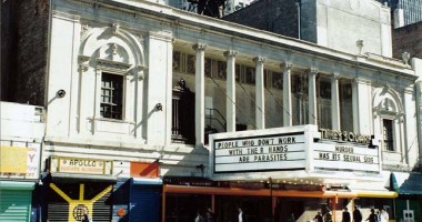 Stire din Actualitate : Zeci de răniți, după prăbușirea plafonului unui teatru la Londra