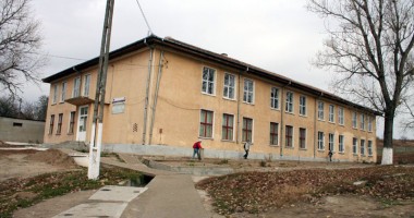 Stire din Cultură-Educație : Zeci de școli constănțene nu sunt autorizate să funcționeze!