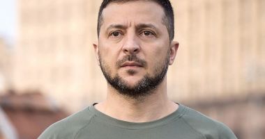 Stire din Actualitate : Trei ani de război. Cum s-a transformat Volodimir Zelenski din actor în lider