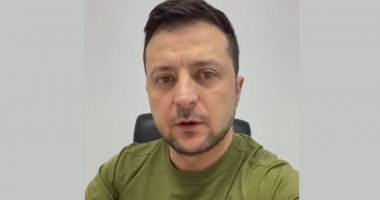 Stire din Actualitate : Volodimir Zelenski, un nou mesaj dur pentru liderii occidentali: "Vreţi să fim ucişi încet?"