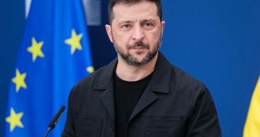 Stire din Actualitate : Zelenski a vorbit despre „asistență suplimentară pentru apărarea Ucrainei” oferită de România