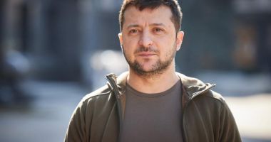Stire din Actualitate : Zelenski le cere soldaților ruși să se predea. "Vă dau o șansă. O șansă de a supraviețui"