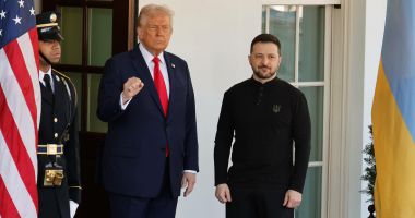 Stire din Actualitate : Volodimir Zelensky invitat la Washington, pentru a „discuta toate detaliile privind încetarea uciderilor și a războiului”