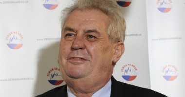 Stire din Actualitate : Președintele Cehiei  va dizolva Parlamentul  la 28 august