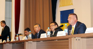 Stire din Politică-Administrație : "Avem nevoie să câștigăm președinția României"