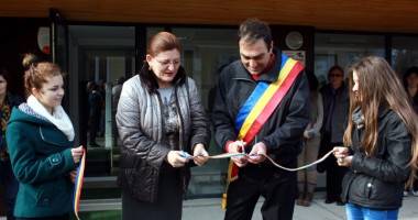 Stire din Politică-Administrație : A fost inaugurat primul Centru  de Tineret din județul Constanța