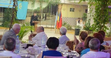 Stire din Politică-Administrație : "Ne dorim foarte mult să ținem pasul cu politicile Uniunii Europene"