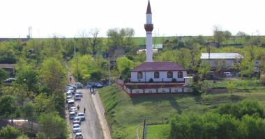 Primarul Valentin Vrabie: "Am încredere că am făcut ce trebuia pentru frații musulmani" - 2
