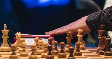Stire din Sport : Zile pline pentru şahişti: semifinalele Campionatului Naţional de seniori