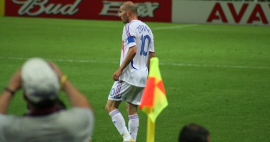 Stire din Sport : Zidane va antrena o echipă de juniori de la Real Madrid