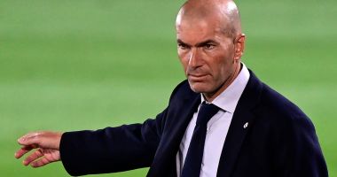 Stire din Sport : Zinedine Zidane a fost testat pozitiv la coronavirus