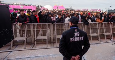 „Aparatul de securitate construit de Zip Escort pentru Neversea și Beach, Please!  este pregătit pentru amploarea celor două festivaluri!” - 2