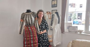 Povestea cămășilor dobrogene cu altiță. "Ele reprezintă trecutul, prezentul și viitorul nostru" - 5