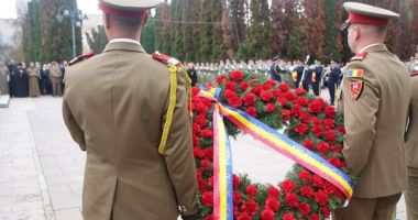 Stire din Actualitate : Ceremonii militare şi religioase de Ziua Armatei României în principalele garnizoane din ţară
