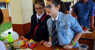 Ziua Copilului, sărbătorită la Petromidia. Cei mici au avut parte de surprize una și una - 3