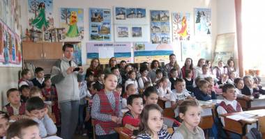 Stire din Cultură-Educație : Cum  s-a sărbătorit Ziua Dobrogei în școlile constănțene