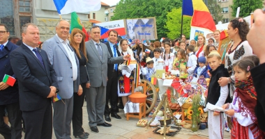 Cum au stricat politicienii un eveniment inedit al elevilor. "Nu ne-am dorit politizarea evenimentului!" - 13
