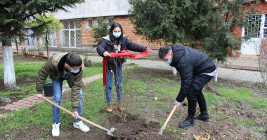 Stire din Cultură-Educație : Ziua Francofoniei, celebrată de elevii Colegiului Comercial „Carol I”