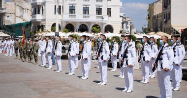 Stire din Eveniment : Ziua Imnului Național, marcată de marinarii militari
