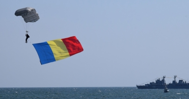 Cel mai mare spectacol naval din România, cu Vârtosul, Vânjosul și avioane Typhoon - 3