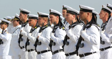 "ATACUL"  de pe Faleza Constanța - 5
