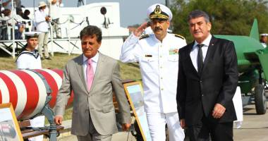Galerie foto / ILIE NĂSTASE, așa cum nu l-ai mai văzut! Parada navelor și a oficialităților, la Ziua Marinei Române - 2