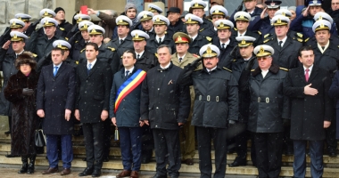 Ziua Națională, marcată la Constanța cu fulgi de nea și parade militare - 3