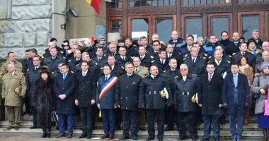 Ziua Națională, marcată la Constanța cu fulgi de nea și parade militare - 4