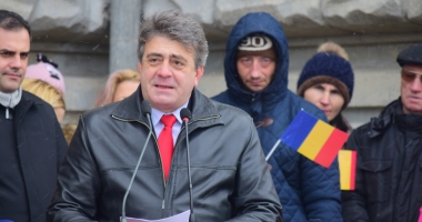 Ziua Națională, marcată la Constanța cu fulgi de nea și parade militare - 12