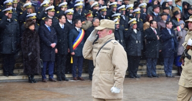 Ziua Națională, marcată la Constanța cu fulgi de nea și parade militare - 6