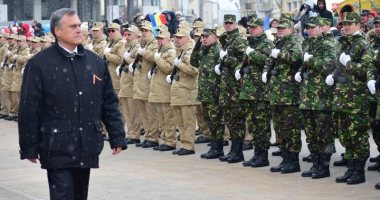 Ziua Națională, marcată la Constanța cu fulgi de nea și parade militare - 7