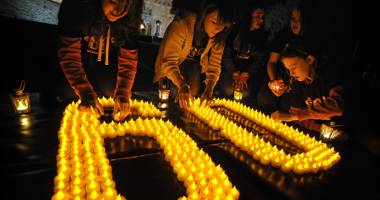 Stire din Social : Ziua Pământului la Constanța. Agenția de Mediu stinge luminile