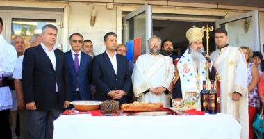 Stire din Politică-Administrație : S-a deschis Sărbătoarea Recoltei și a Vinului Dobrogean