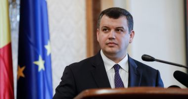 Stire din Politică-Administrație : Congresul Extraordinar al PMP: Eugen Tomac, ales preşedinte al partidului