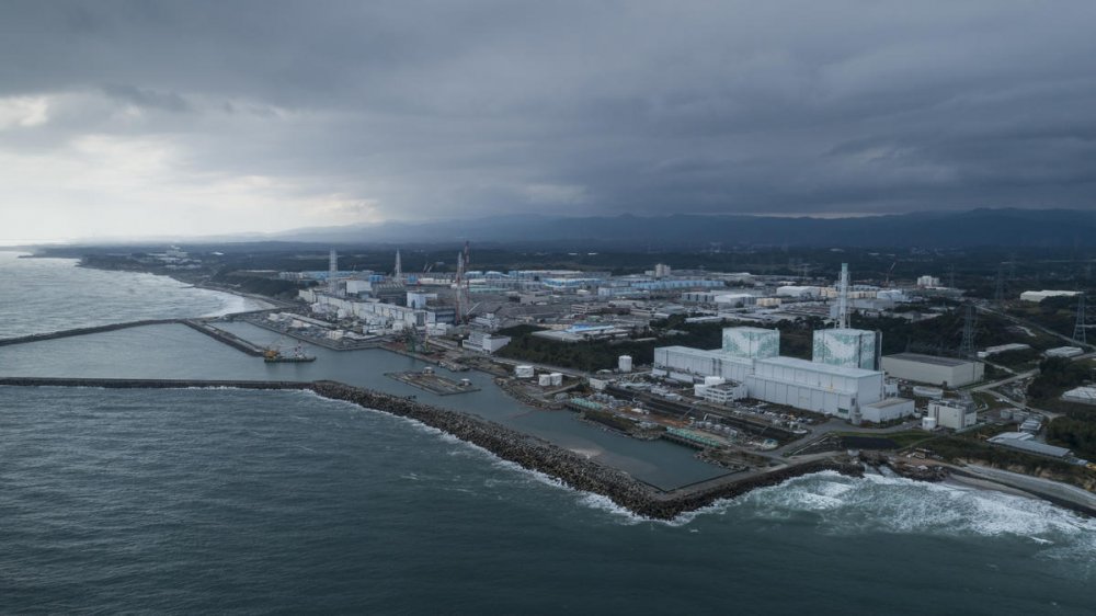Japonia va deversa apa radioactivă de la centrala nucleară Fukushima în Oceanul Pacific - 00934076gp0stsx96-1568132766.jpg