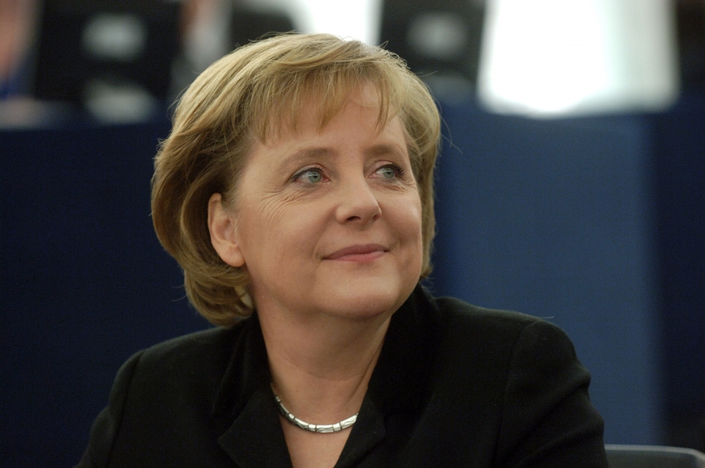 Merkel pune condiții pentru ca Belgradul să poată obține statutul de candidat la UE - 0117merkelep04-1314107616.jpg