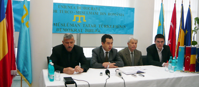 Artiști consacrați din Crimeea participă la prima sărbătoare oficială a limbii tătare din România - 0df0cf61e83e18bd7bfe09a5b34625d0.jpg
