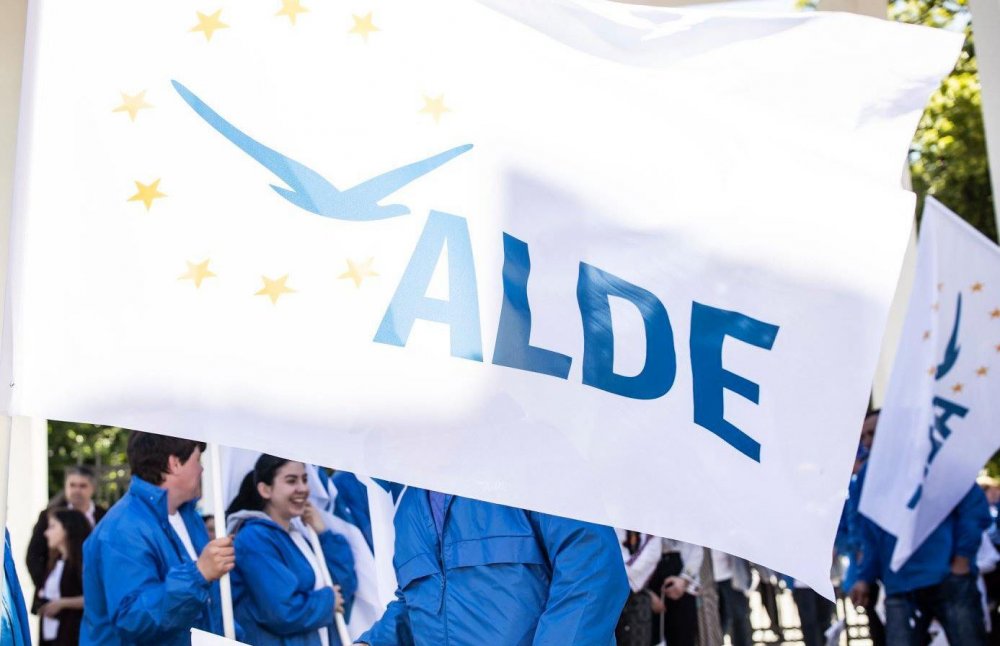 ALDE: Decizia de a interzice deschiderea restaurantelor de la 15 iunie este calea sigură spre faliment a mii de firme - 1-1592235175.jpg